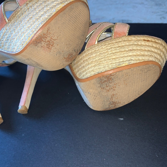 Women's Aldo pink & Gold Heels Size 39 discolouring - Picture 8 of 11